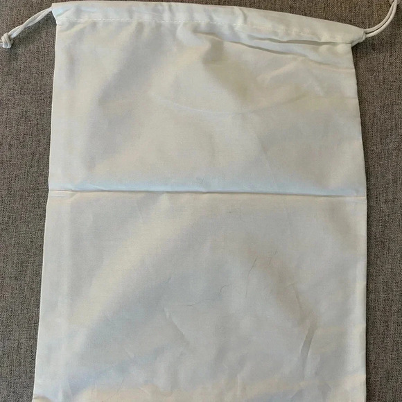 Diane Von Furstenberg Shoe Bag Set - Picture 3 of 3